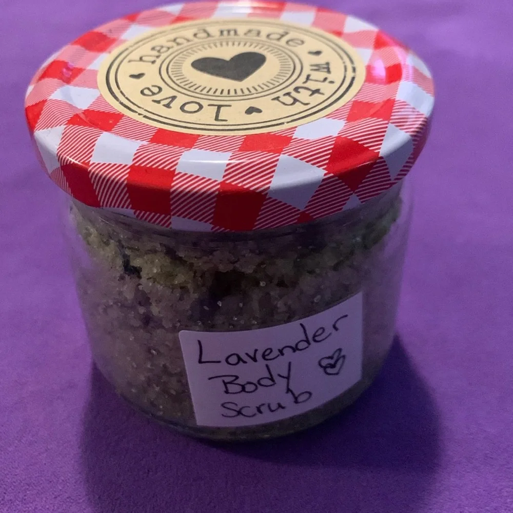 Lavender Body Scrub - Picture 2 of 3
